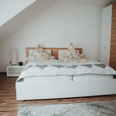 Апартаменты Moseltraum-villa Bei Trier *